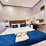 Hotel Taksim Alyonsuite *