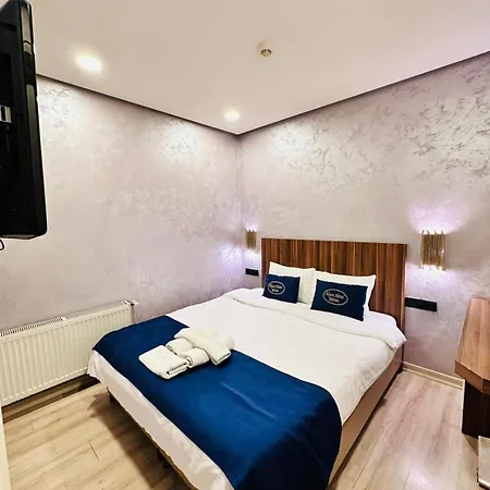 Taksim Alyonsuite Szálloda