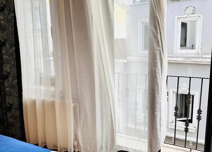 Taksim Alyonsuite Hotel