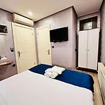 Taksim Alyonsuite Hotel