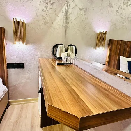 Taksim Alyonsuite Hotel