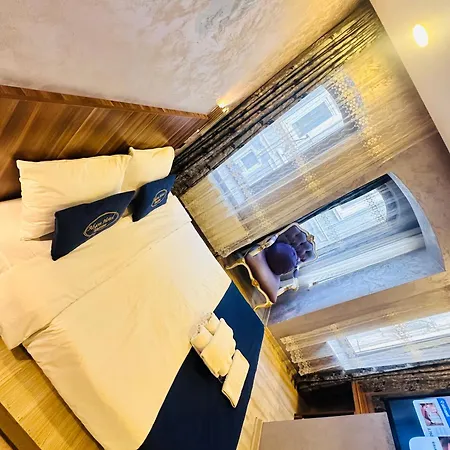 Taksim Alyonsuite Hotel Provincia di Istanbul